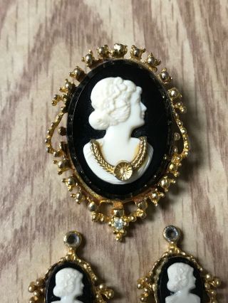 Vintage Cameo Brooch Pin And Earring Set 3