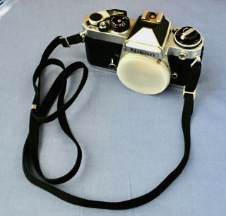 Nikon FE Chrome body: Vintage SLR Film Camera 3