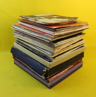 Massive Selection Of Vintage Vinyl Records Rec I3 Floor Mw