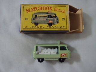 Vintage Matchbox Lesney No.  21 Milk Delivery.  England.  N.