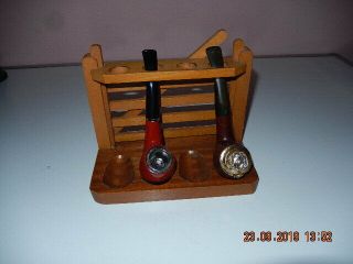 4 Holder Wooden Smoking Pipe Rack Gate Style With 2 Pipes