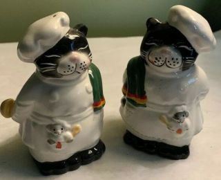 Vintage Whimsical Italian Cats Baker Chef Salt And Pepper Shakers Mouse