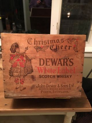 Vintage Dewar’s Scotch Whiskey Christmas Cheer Wooden Crate With Bag Piper