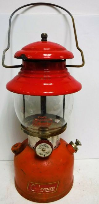 Vintage Coleman Model 200a Red Single Mantle Lantern 1961 Sunshine Of The Night