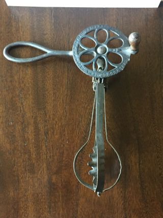 Rare Antique Flared Dashers Holt - Lyon Egg Beater & Cream Whip With Side Handle