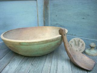 Antique Pennsylvania Turned Wood Dough Bowl Green Paint 20 " Out Of Round