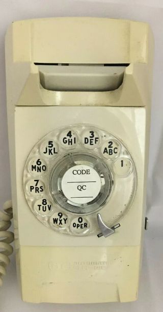 Vintage 1979 GTE Automatic Electric Beige Cream Rotary Dial Phone Wall Mount 2