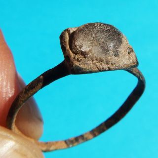 ANCIENT MEDIEVAL BRONZE RING PIRATE TIMES 17TH CENTURY OLD ANTIQUE WHITE STONE 2