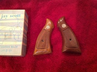 Vintage Smith & Wesson K Frame Diamond S&w Factory Wood Grips Checkered