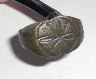 Ancient Byzantine Empire,  8th - 10th C.  Ad.  Bronze Intaglio Signet Ring Cross