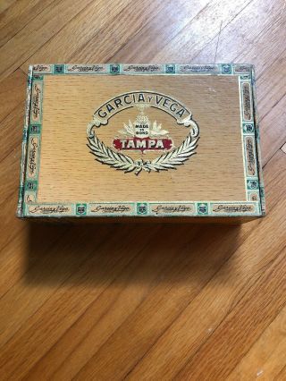 Vintage Cigar Box " Garcia Y Vega " Bonded Havana Commodores