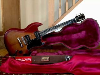 Vintage 1984 Gibson " The Sg " Electric Guitar W/ Gibson Case