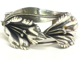Large Vintage Sterling Silver Cuff Bracelet Floral Up To 7.  5 " Wrist