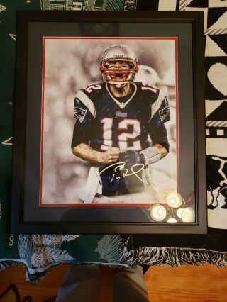 Tom Brady Signed Framed 16x20 England Patriots Photo