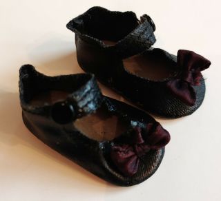 Vintage Oil Cloth Side Snap Doll Shoes 2 " With Satin Bows
