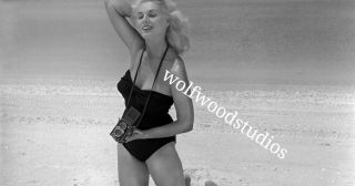 Famous Vintage Pin Up 1950s Sexy Model Bunny Yeager On Beach Publicity Photo