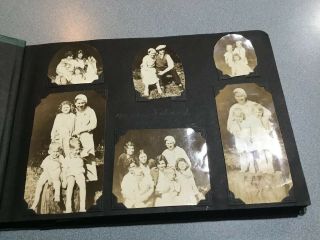 Vintage B&W Family Photo Album W/200 Pictures People Animals Families NW 1930 ' s 2