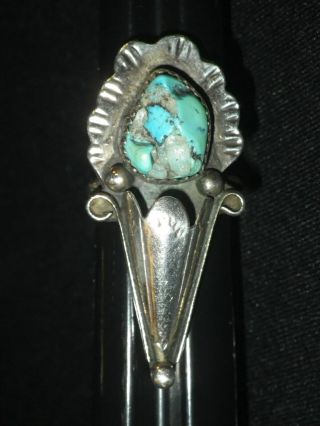 Vintage Sterling Silver Cone Shaped & Turquoise Stone Ring - 6.  84g