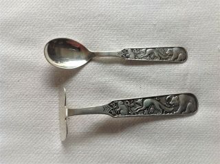 David Andersen 830 Silver Acorn Design Baby Pusher And Spoon Set Norway