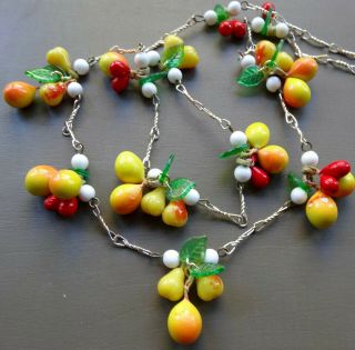 Vintage Tutti Fruitti Glass & Lucite Fruit Bead Gold Tone Chain Necklace - N205