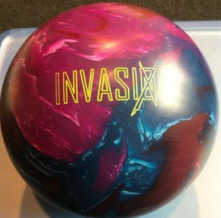 Invasion 15lb Storm Bowling Ball Plugged In.  Vintage,  & Classic