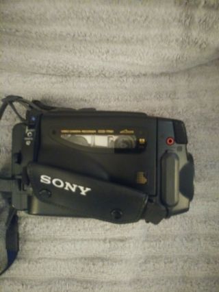Vintage Sony Camcorder HANDYCAM Video 8 2