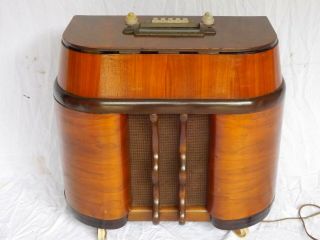 Antique 1939 Art Deco Zenith Chair Side Radio Model 7 - S449