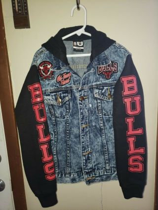 Nba Chicago Bulls Patch Denim Jean Jacket With Hood Childs Size L 14/16
