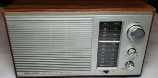 Vintage Realistic Mta - 15 Am/fm 2 - Band Wood Grain Table Radio Model 12 - 695