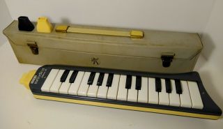 Vintage Hohner Melodica Piano 26 With Case And Mouthpieces Made In Germany