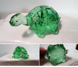 Vtg Fenton Hand Painted In Usa Green Turtle Signed D.  Cutshaw Item