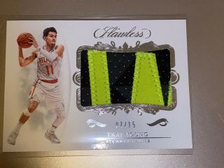 TRAE YOUNG 2018 - 19 Flawless Jumbo Game Worn Letter Patch Rookie / 15 3