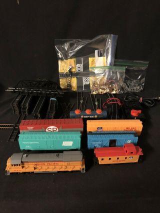 Vintage Bachmann Atlas Tyco Model Power Ho Scale Train Set With Tracks Signs