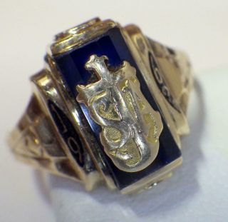 Antique 10k Y Gold 1962 Class Ring Blue Stone 3.  872 Grams Size 5 Spies Catholic