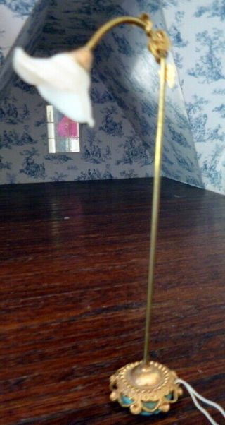 Lovely Vintage Electric Floor Lamp Victorian Dollhouse Miniature