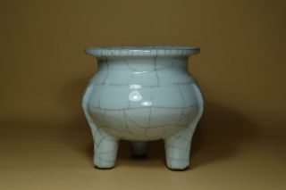 Ge - Type Style Glazed Porcelain Chinese Censer.