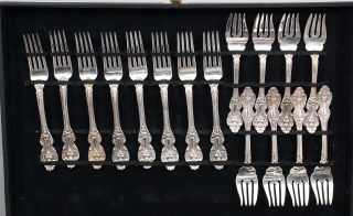 32pc Vintage Perfect Reed & Barton KING FRANCIS Pattern Silver Plate Flatware 2