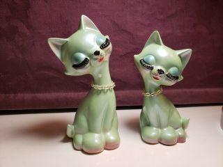 2 Cute Vintage Green China Cats - Hard To Describe - Look - Nr