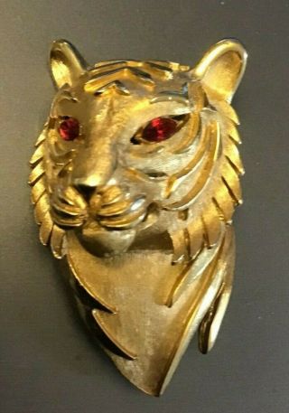 Vintage Trifari Figural Tiger Head Brooch Pin Gold Tone Red Eyes 1960s