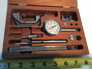Vtg The Lufkin Rule Co.  001 " Universal Dial Test Indicator No.  399a - 299a,  Box