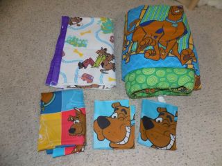 Vintage Scooby Doo Twin Size Comforter Pillow Cases Bed Sheet Bedding & Blanket