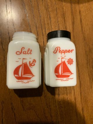 Vintage Milk Glass Tipp Art Deco Salt & Pepper Set " Sailboat " Design