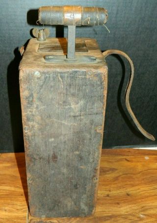 Antique Dupont Wooden Blasting Machine No.  3 Will Fire 1 - 30 Electric Caps Good