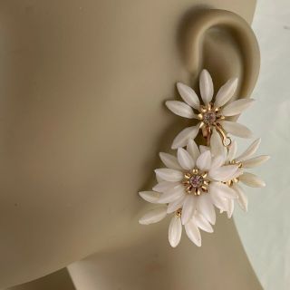 Vintage Gold Tone White Celluloid Daisy Flower Clip Earrings Signed Coro