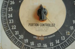 Vintage Collectible PELOUZE Portion Controller Food Scale. 2