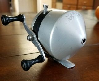 Vintage Zebco Zero Hour Bomb Co Fishing Reel 1950 Early Model Pat Pend Red