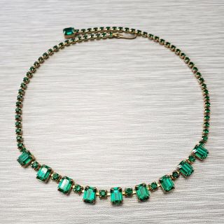 Vintage Signed Weiss Gold Tone Emerald Green Rhinestone Necklace