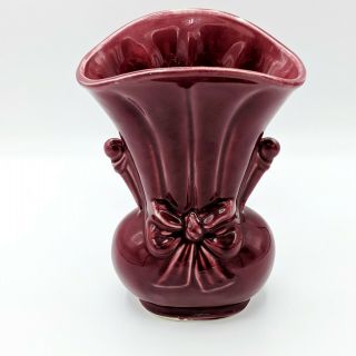 Vtg Shawnee Bow Vase Maroon 1940s Christmas Pottery Usa 819 Holiday Decor