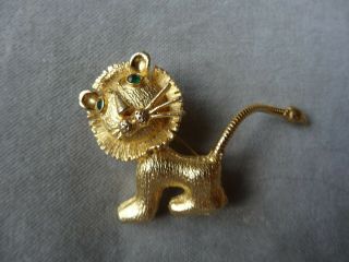 Vintage Jewellery Art Deco Gold Tone Enamel Green Eyes Lion Brooch