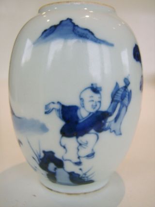 Very Rare Early 1700s Antique Chinese Blue White Vase